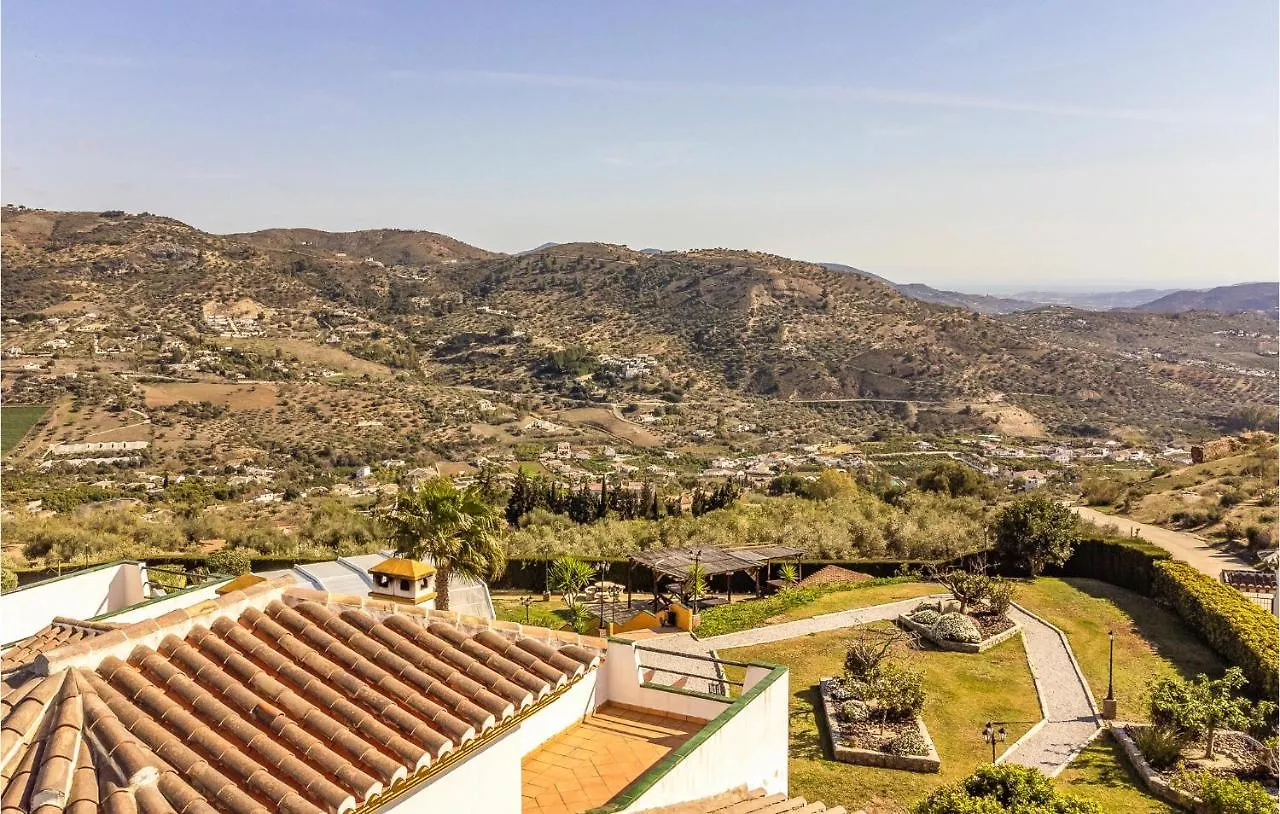 Amazing Apartment In Alcaucin With Wifi