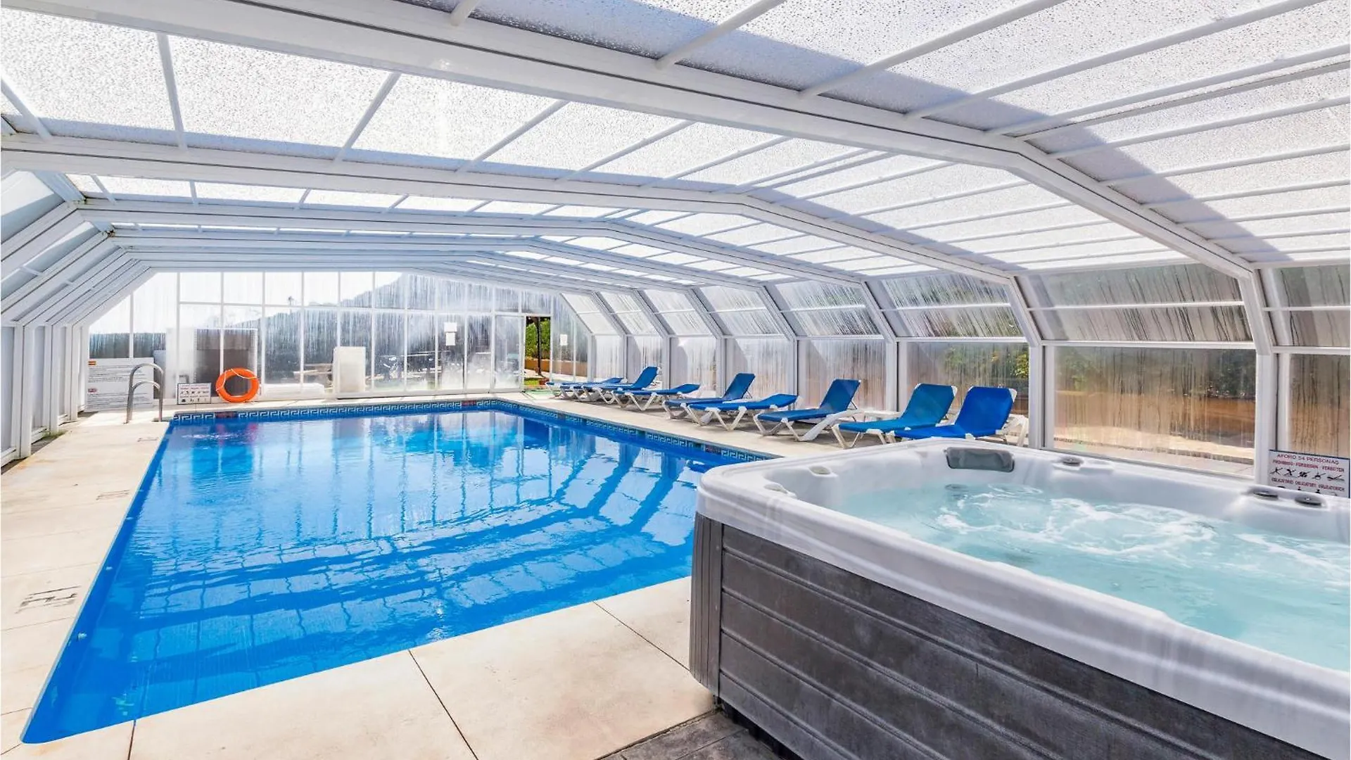 Amazing Apartment In Alcaucin With Wifi