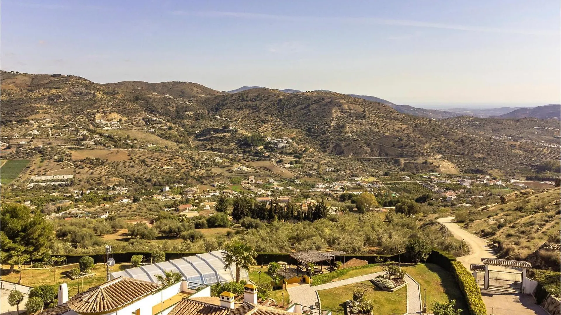 Amazing Apartment In Alcaucin With Wifi